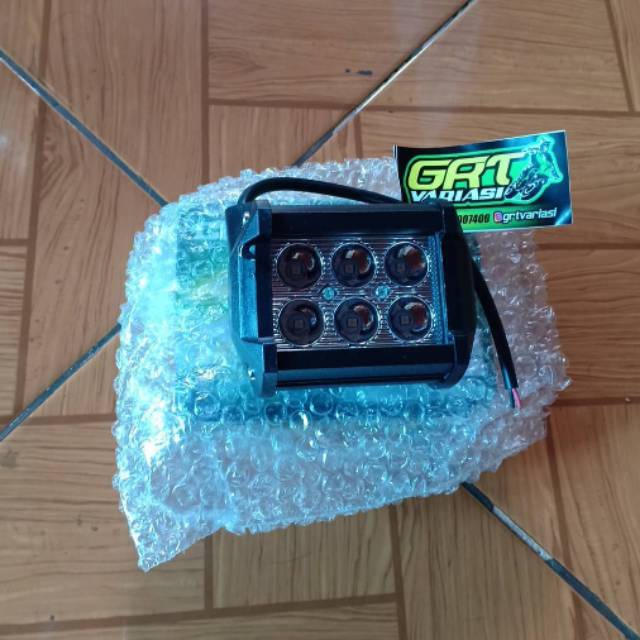 LAMPU LED 6 MATA KOTAK