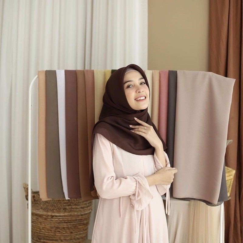 Helen_Shop86 Hijab Bella Square Segi Empat Pollycotton 110x110 Bela Squer Jilbab Segiempat Polos Kerudung Segiempat Bela