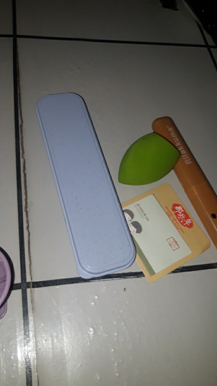 Sendok Garpu Sumpit Set Dan Kotak