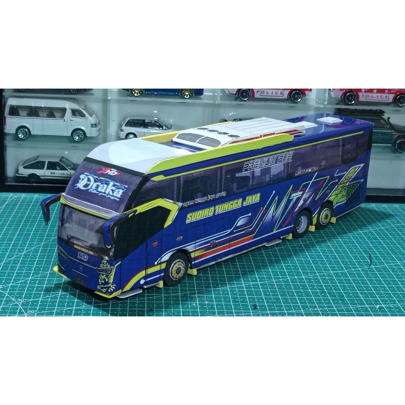 Sudiro Tungga Jaya Draka Miniatur Bus Papercraft Bus scala 50