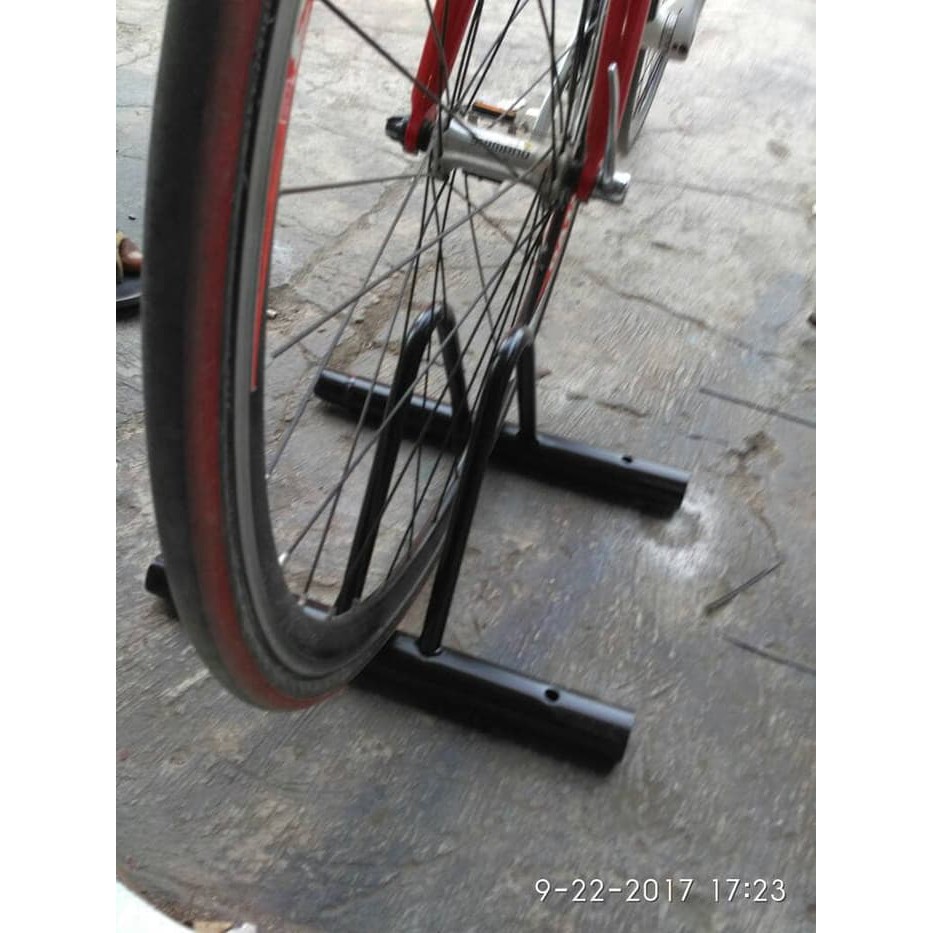 Bike Stand Standar Parkir  Sepeda  Isi 3 Shopee Indonesia