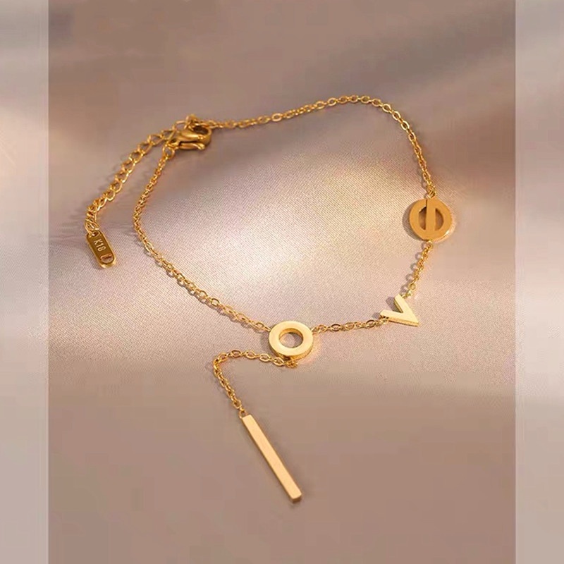 Gelang Kaki Titanium Anti Karat Huruf LOVE Emas 18k Aksesoris Wanita Korea