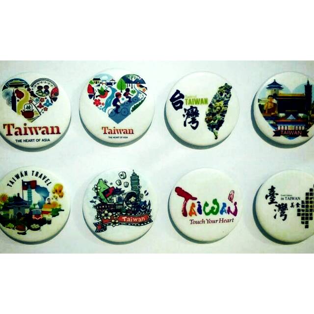 Souvenir magnet kulkas pembuka beer taiwan taipei formosa