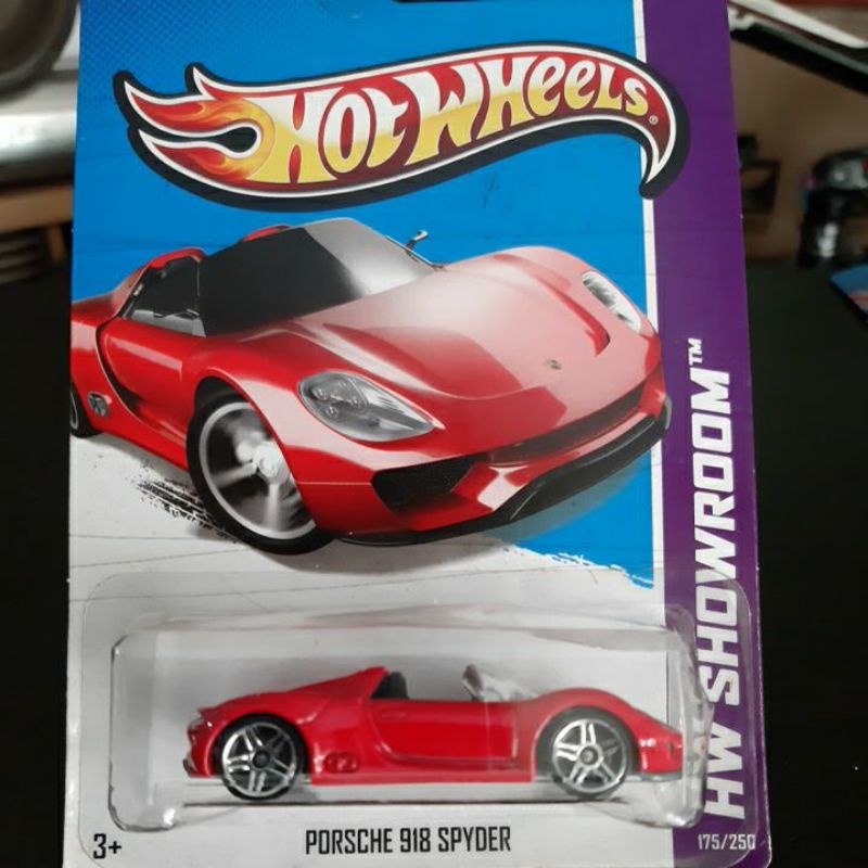 Porsche 918 Spyder Red