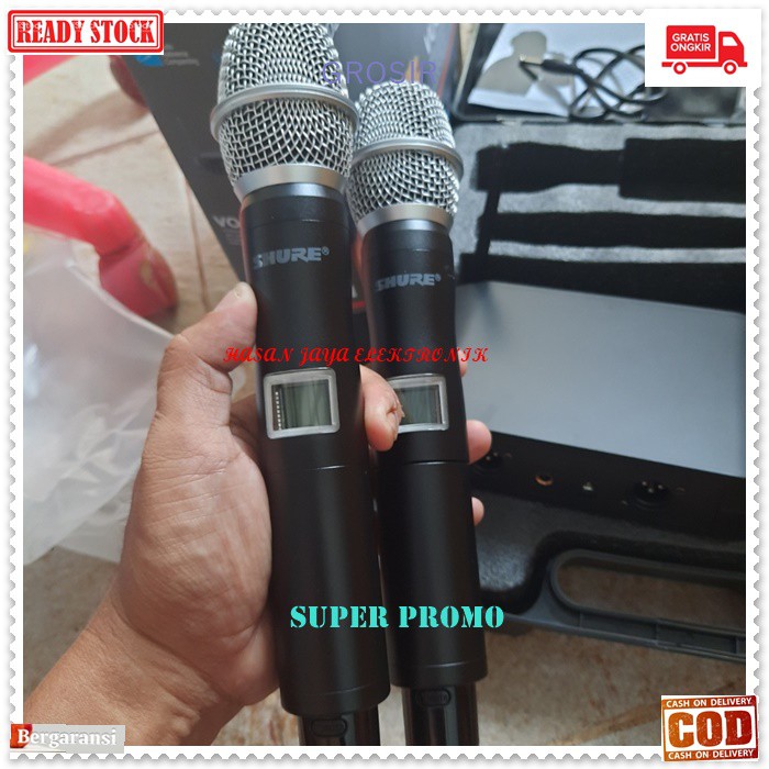 G459 Microphone UHF shure mic Wireless karaoke sepasang mik koper system wireles mikrophone dual pegang profesional pro suara audio sound sistem vokal vocal panggung  BISA SEGALA JENIS AUDIO SOUND  2PCS MIC WIRELESS  BATERAI AA  deskripsi *1 receiver LED