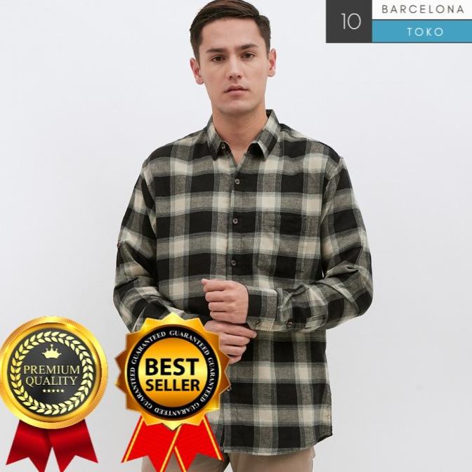 Kemeja Flanel Pria M231 Kemeja Pria Flannel Panjang Hitam 1898B Vrenitaolshop