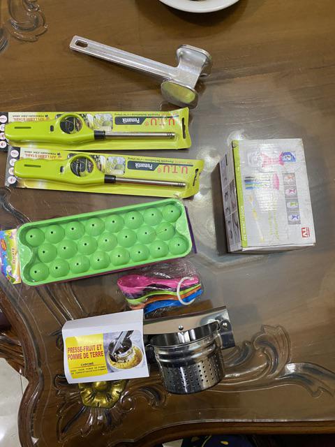 Press2paste Toothpaste Dispenser - Jinxin-300 Pink