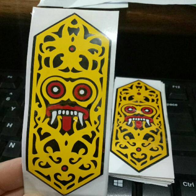 

Stiker cutting perisai dayak