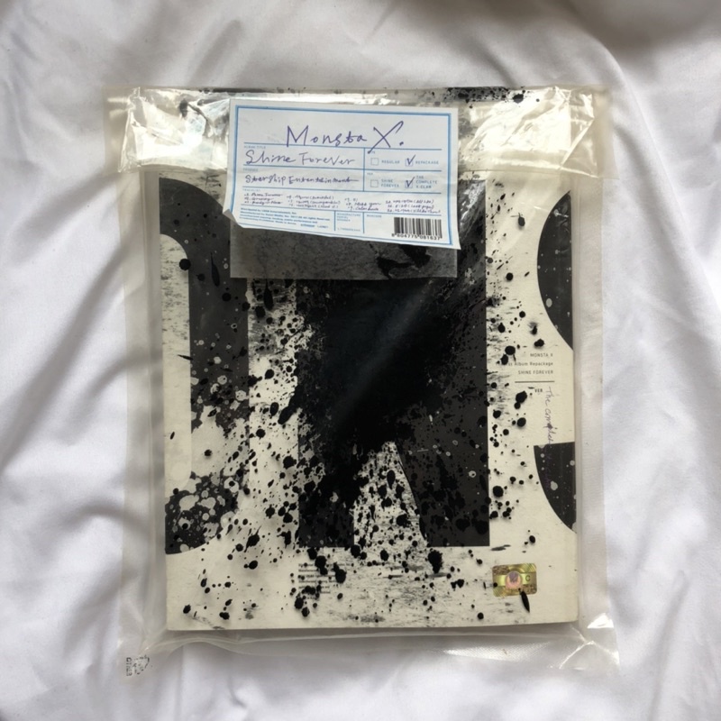 Jual MONSTA X COMPLETE X CLAN ALBUM (jooheon pc, changkyun poster