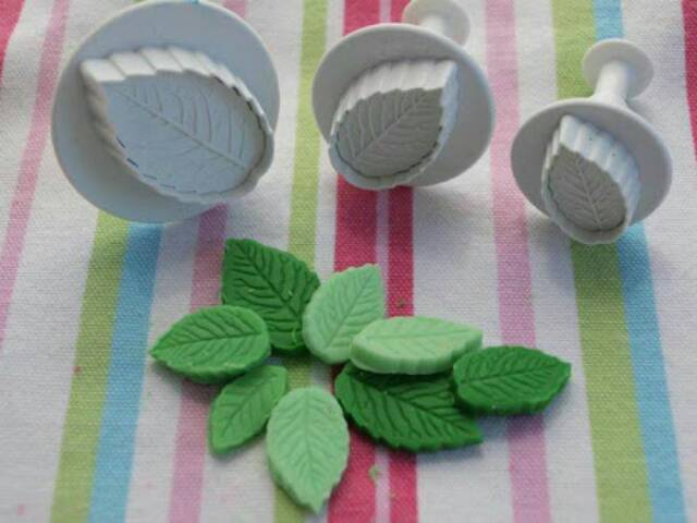 Cetakan Fondant Plunger Daun Stamp Cookies Cutter Leaf Cetakan Kue Bentuk Daun