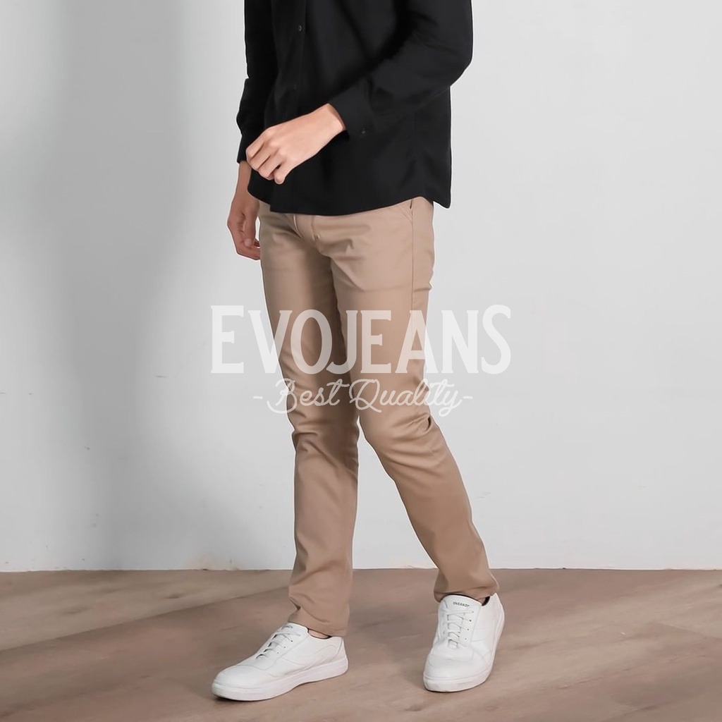 Celana Chino Panjang Pria Berbahan Katun Premium Stretch / Melar Elastis Memakai Sleting YKK ASLI Evo jeans - Celana Panjang Pria Chino Pants Warna Coklat Army Hitam Cream Navy Blue Abu Muda Tua Dark Gray Kualitas Premium Xs Style