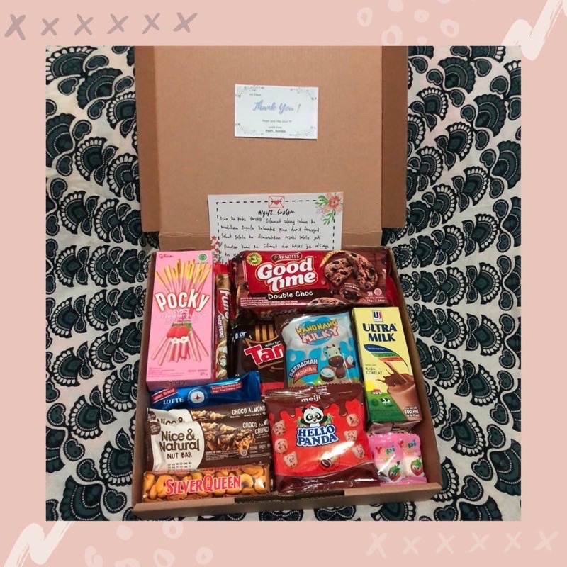 

SNACK BOX 100RIBU (req customer)