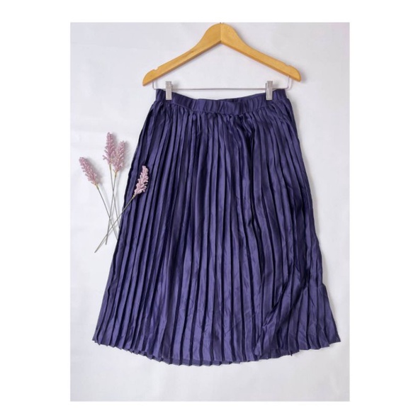 A new day majestic purple pleated silky skirt