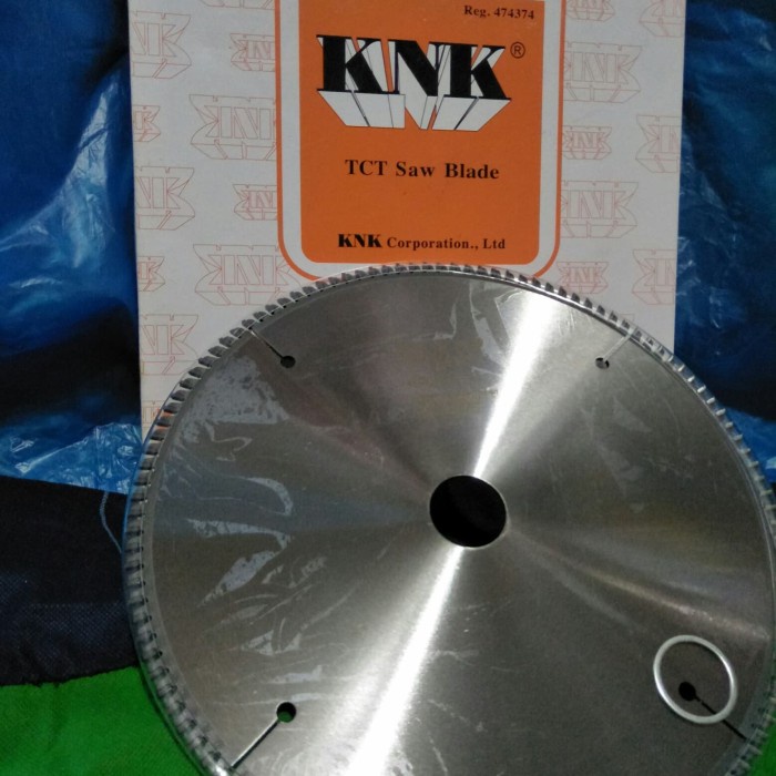 IOP | Mata gergaji potong kayu KNK 10" x 120 T