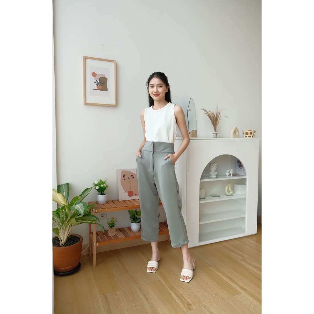 Alisa Crop Pants - Scuba Pants - Crop Celana Wanita - Celana High Waist - Celana Panjang Kantor Wanita - Celana Korea Wanita - Celana Formal / Casual - Petite Friendly