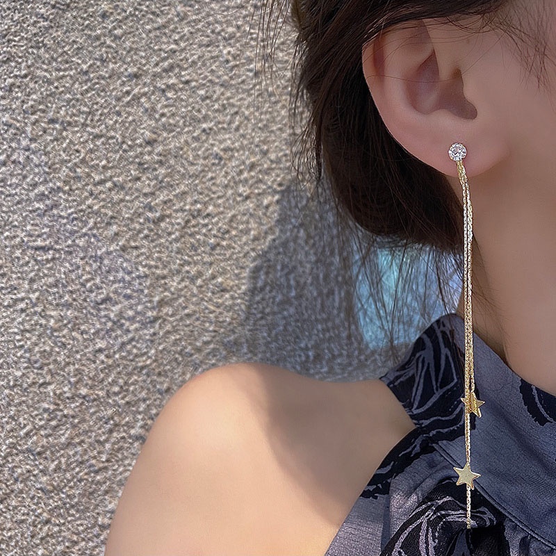 Anting Tusuk Gantung Panjang Asimetris Bahan Sterling silver 925 Desain Bintang Hias Zircon Untuk Wanita