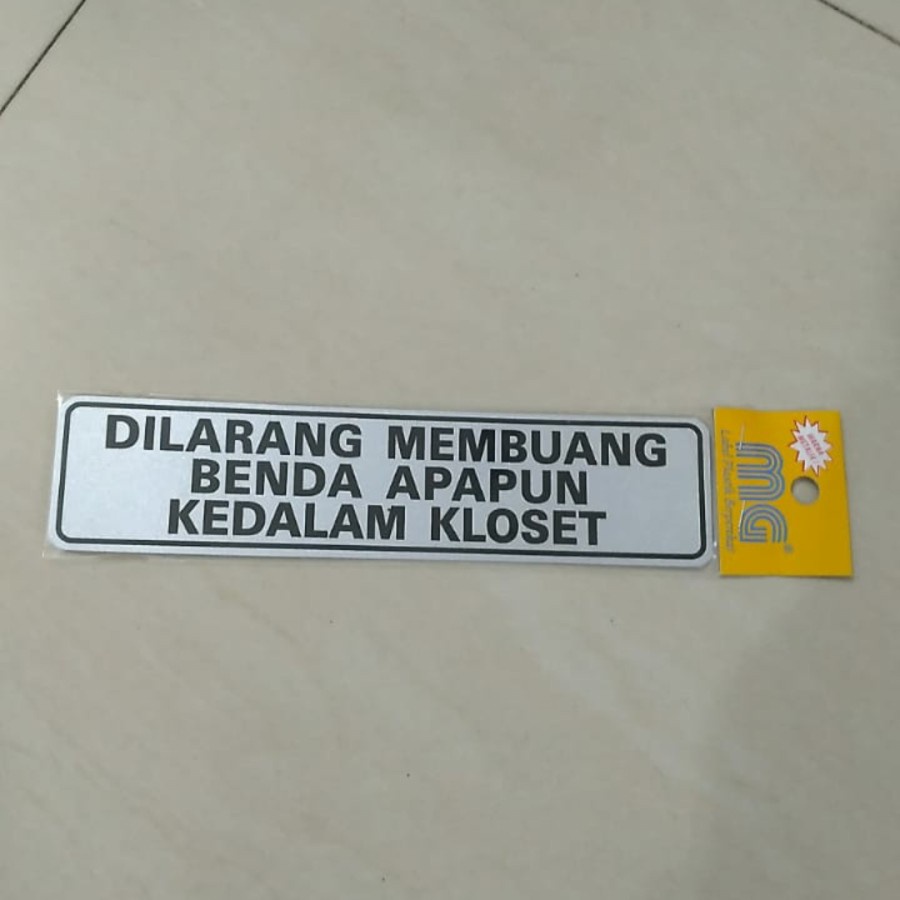 

Sticker Stiker Tempel Tulisan Dilarang Membuang Benda Apapun ke dalam kloset