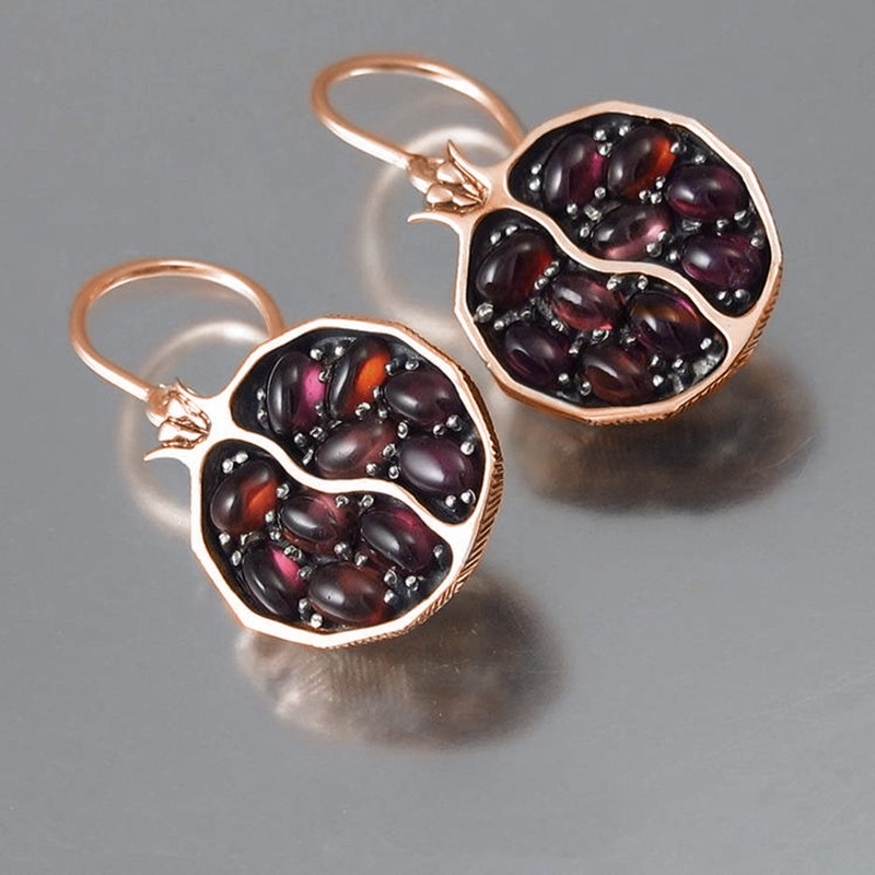 Anting Liontin Buah Delima Warna Silver Untuk Wanita