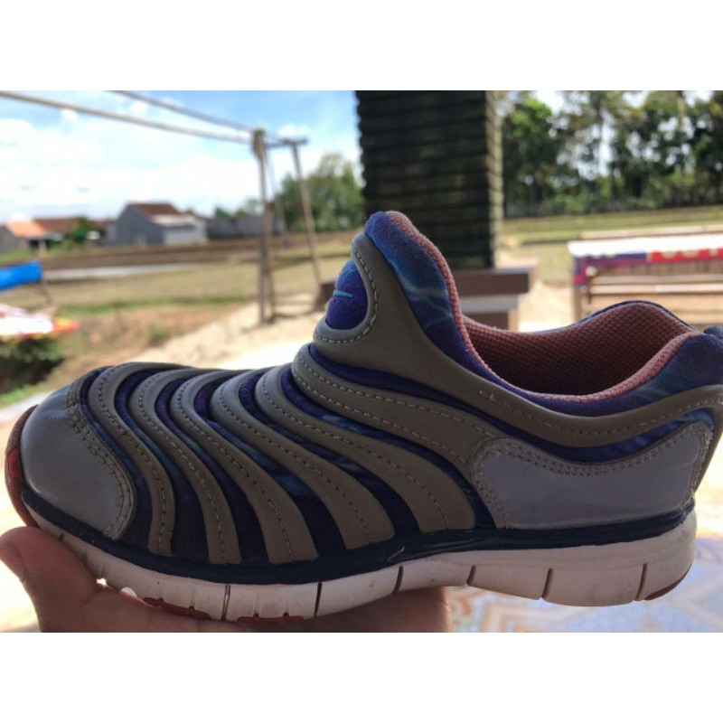 Preloved NIKE DYNAMO FREE anak