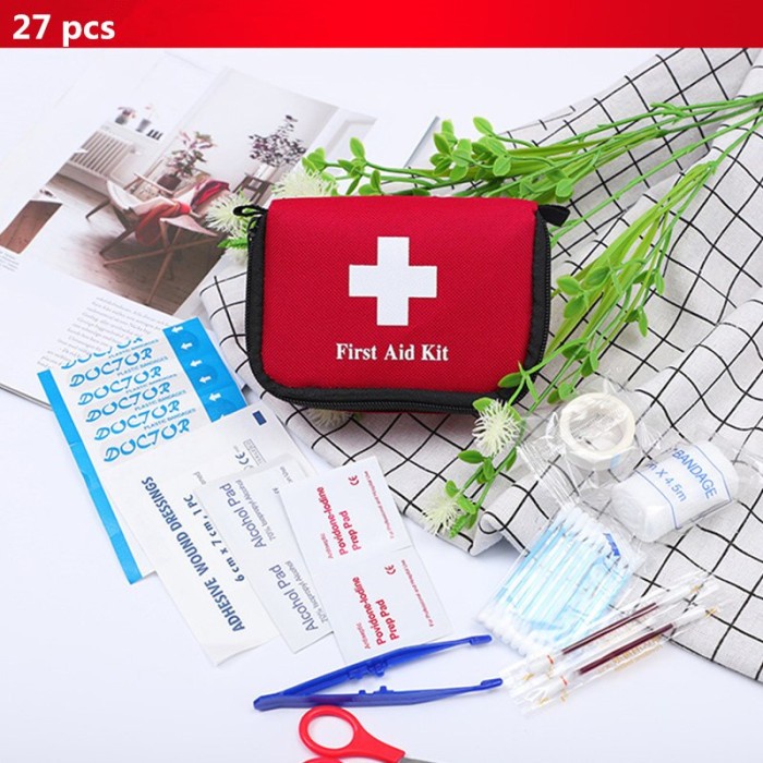 Tas Kotak P3K Lengkap First Aid Kit Travel dengan isi 27 Mobil Motor
