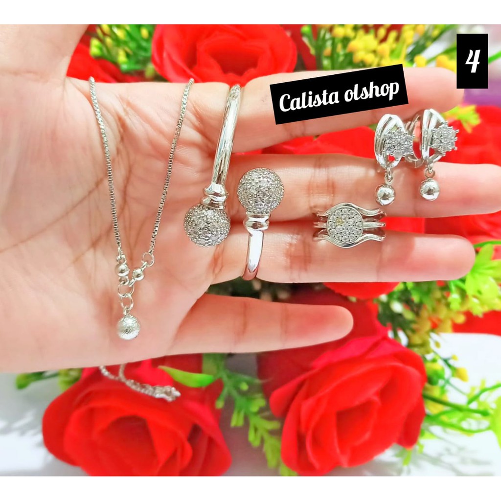 Calistanauliaolshop Set Anak Benggel Permata Xuping (COD)