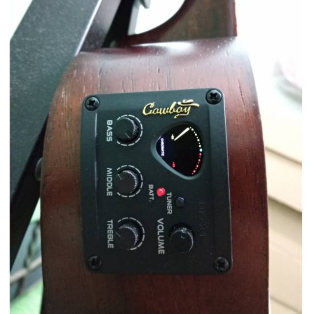 Ukulele Elektrik Concerto Merk Cowboy Tipe Uk-23 EQ TUNER Murah Jakarta Bonus Tas dan Pick