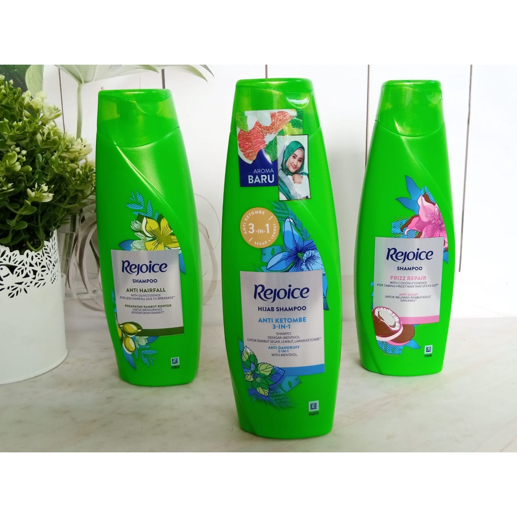 Rejoice Shampoo 320/340 ml Botol