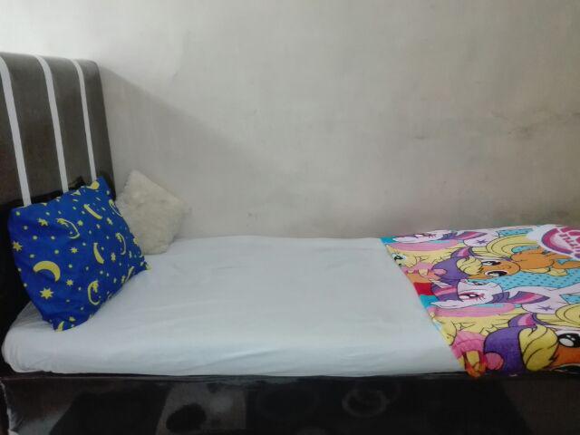 Divan Oscar Springbed Minimalis + Headboard Diamond All Size (promo Harga)