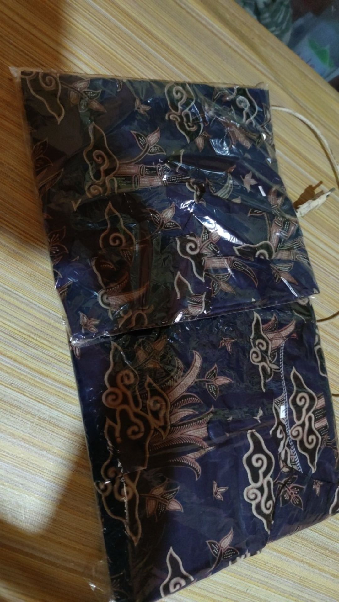 Batik Couple.set Kemeja  Tunik.kemeja Kantoran.kemeja Kondangan