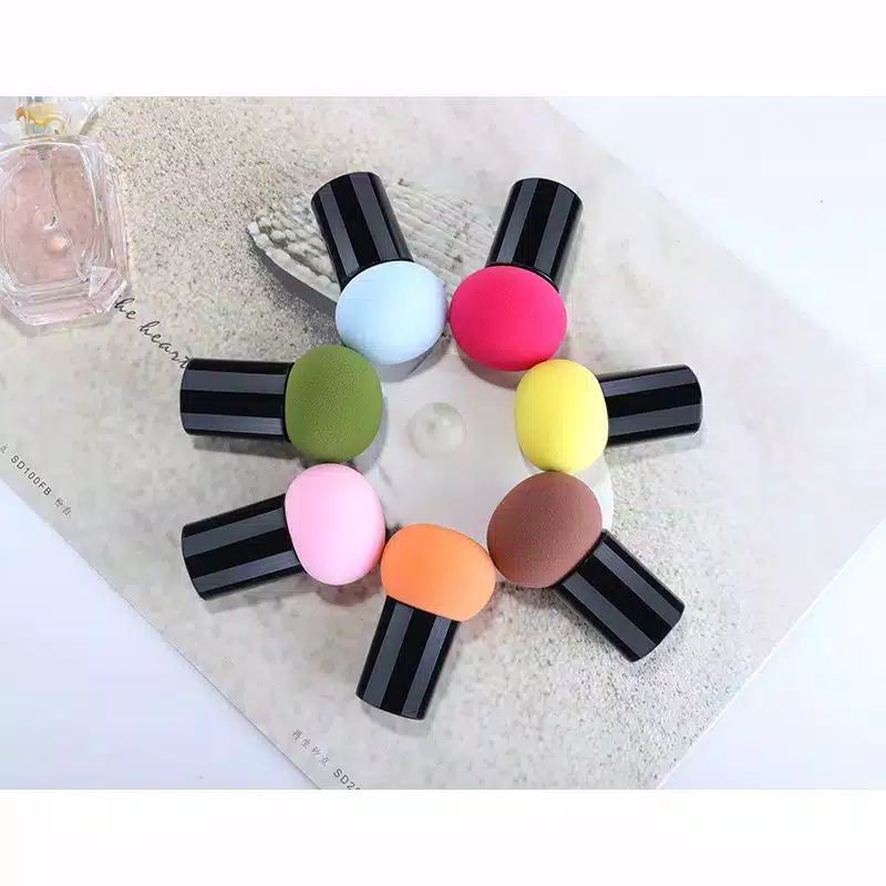 Sponge Make Up Bentuk Jamur Dengan Tempat/ Aksesoris Make Up Wanita Terlaris Termurah