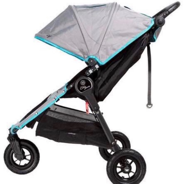 Honest Company + Baby Jogger City Mini GT stroller