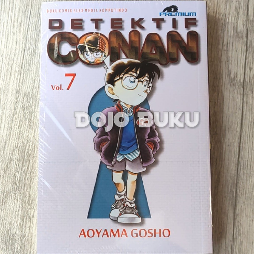 Komik Detektif Conan Premium by Aoyama Gosho