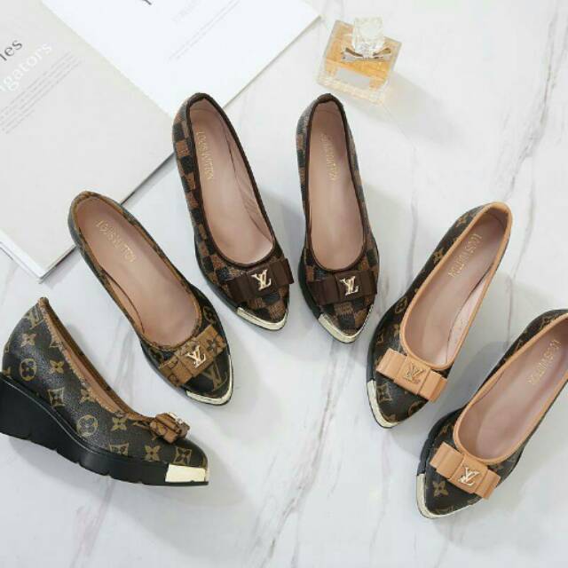 NEW ARRIVAL LOUIS VUITTON WEDGES SHOES