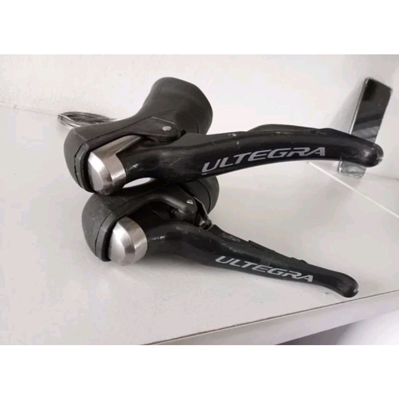 Shifter Shimano Ultegra 2 x 11 speed seri 6800 Japan 11 speed Second