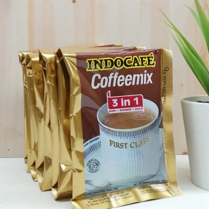 

Kopi Indocafe Coffemix 3 in 1 Kopi 1 Renceng