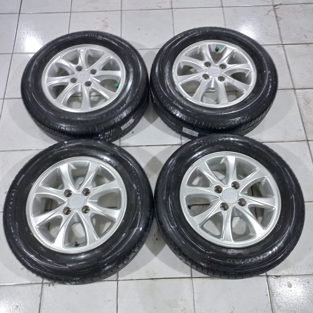 VELG MOBIL BEKAS ORIGINAL AVEGA RING 14  PCD 4X100 + BAN COPOTAN 175 70 R14 DAN 185 70 R14