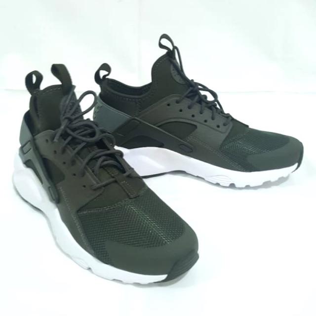 harga sepatu nike air huarache original