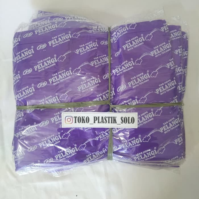 Kantong Plastik Kresek Pelangi Ungu Ukuran Sedang lebar 24cm 1 Ikat (10 bungkus)