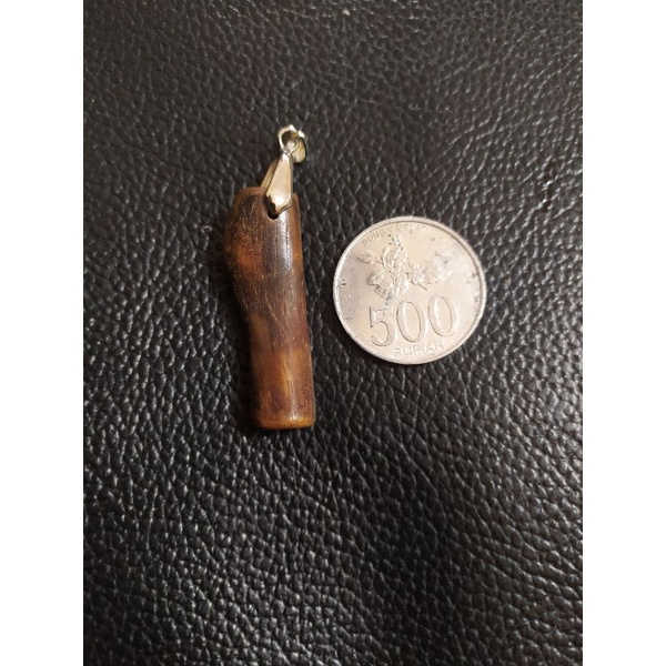 1 Liontin Kalung Kayu Gaharu Kalimantan