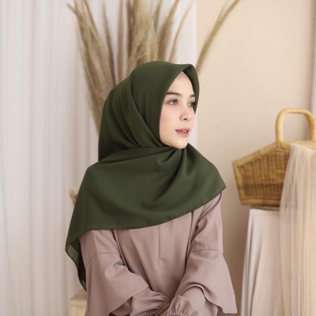 BELLA SQUARE Hijab Segiempat Warna Part1 Jilbab Pollycotton Premium [COD] [Go-Send]-KHAKI
