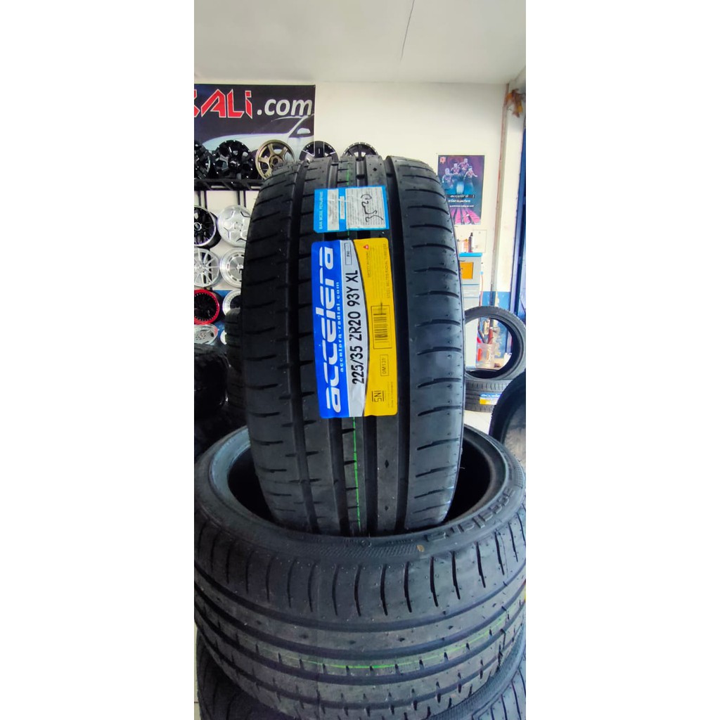 BAN MOBIL ACCELERA 225 35 R20