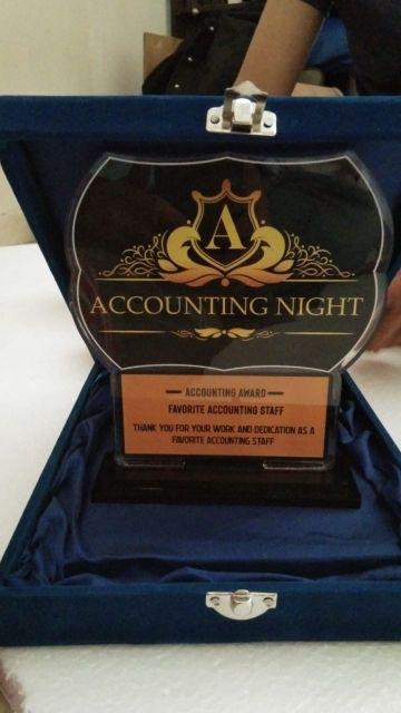 Mendali, Mendali Akrilik, Mendali Custom, Toko Mendali, Jual Mendali, Mendali Murah