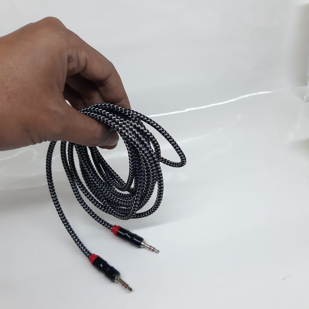 Kabel Audio 1.1 Kabel Tembaga Tebal Material Bahan Port STEEL Panjang 1.5 Meter Warna Random