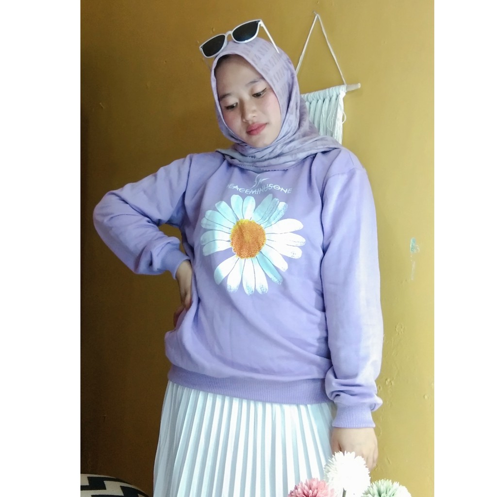 ONE DAISY BIG SUN FLOWER CRAWNECK // SWEATER WANITA TRENDY