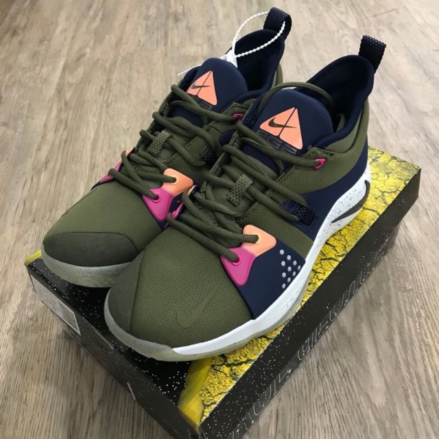 SEPATU BASKET NIKE PAUL GEORGE 2 PG 2 “OLIVE” ( BNIB )