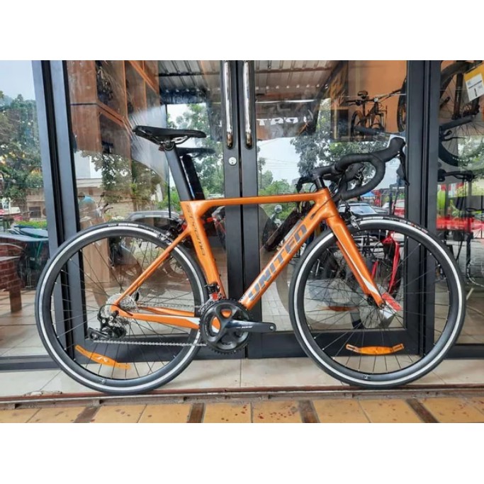 Road bike United Stygma Carbon