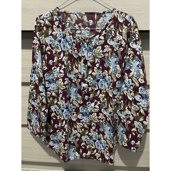 blus motif bunga