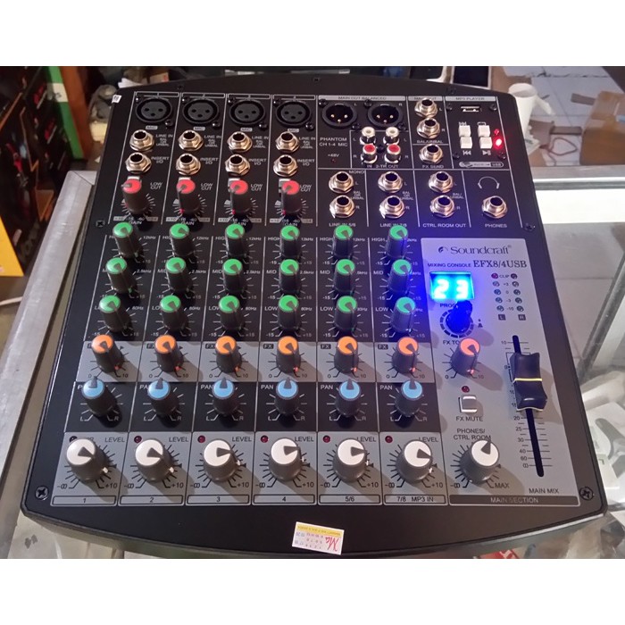 PROFESSIONAL MIXER 8 CHANNEL LIVE USB DIGITAL 99 EFFECTS SOUNDCRAFT