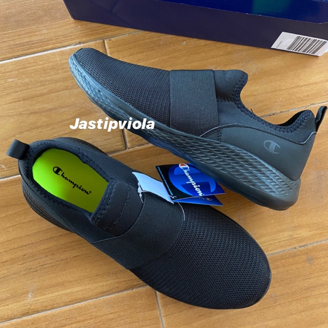 sepatu champion slip on