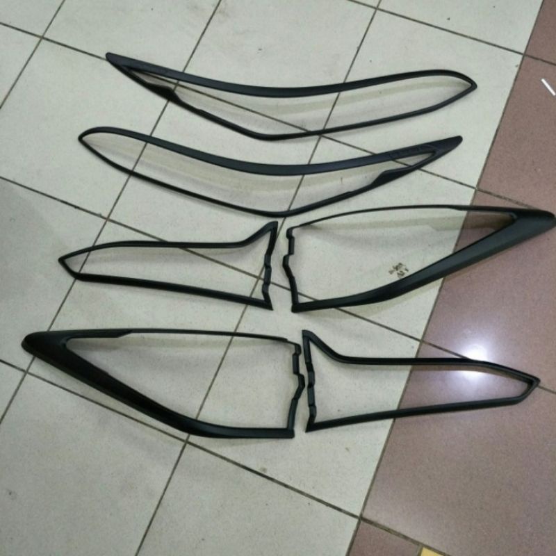 Paket Garnish Fortuner facelift 2021